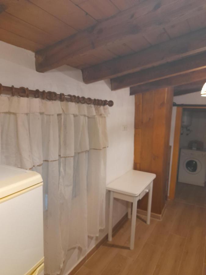 Habitacion Rustica Independiente Con Todas Las Comodidades, Sofacama Y Ventilador Tordesillas Eksteriør billede