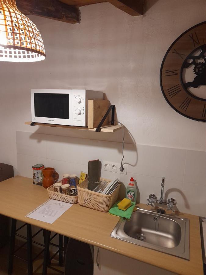 Habitacion Rustica Independiente Con Todas Las Comodidades, Sofacama Y Ventilador Tordesillas Eksteriør billede